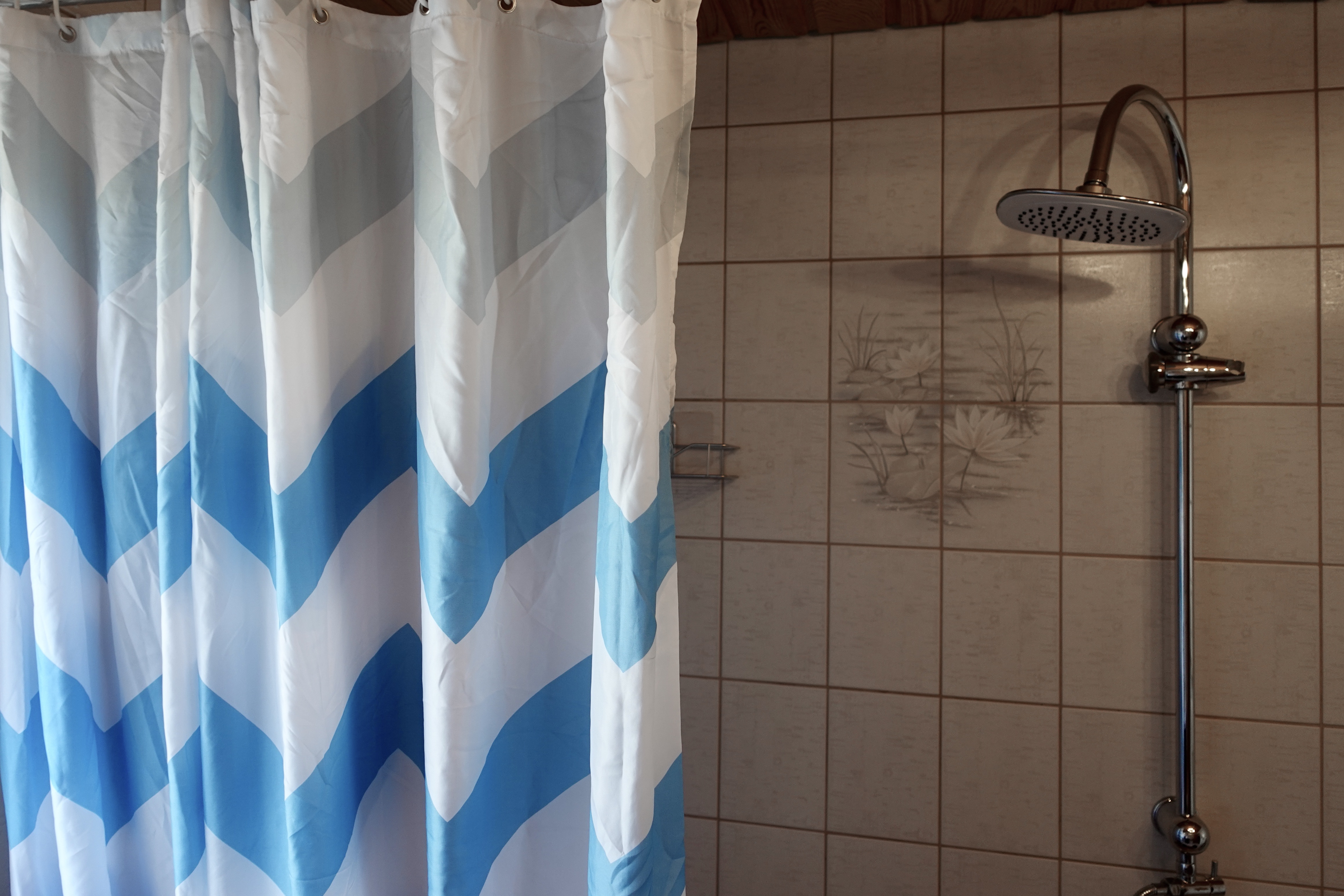 Badezimmer mit Badewanne